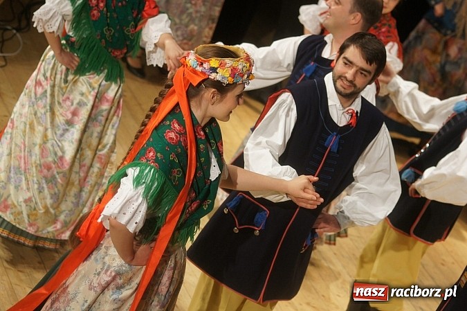 Zdjęcie w galerii na portalu naszraciborz.pl: Strzecha i przyjaciele, czyli feta na 60. urodziny wiadomości z regionu