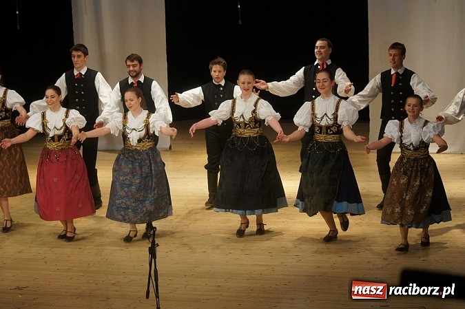 Zdjęcie w galerii na portalu naszraciborz.pl: Strzecha i przyjaciele, czyli feta na 60. urodziny wiadomości z regionu