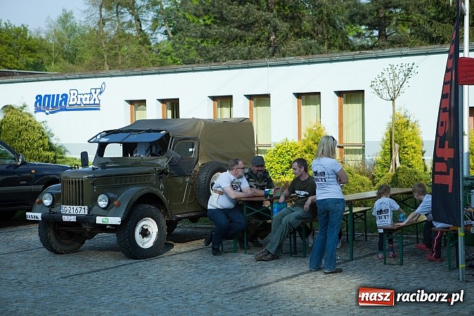 Zdjęcie w galerii na portalu naszraciborz.pl: Fani jazdy terenowej zjechali do Szymocic  wiadomości z regionu