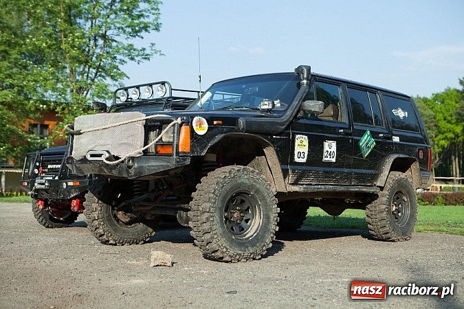 Zdjęcie w galerii na portalu naszraciborz.pl: Fani jazdy terenowej zjechali do Szymocic  wiadomości z regionu