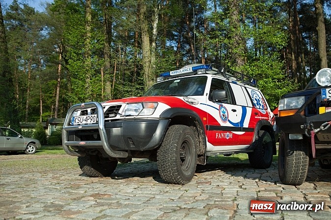 Zdjęcie w galerii na portalu naszraciborz.pl: Fani jazdy terenowej zjechali do Szymocic  wiadomości z regionu