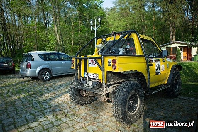 Zdjęcie w galerii na portalu naszraciborz.pl: Fani jazdy terenowej zjechali do Szymocic  wiadomości z regionu