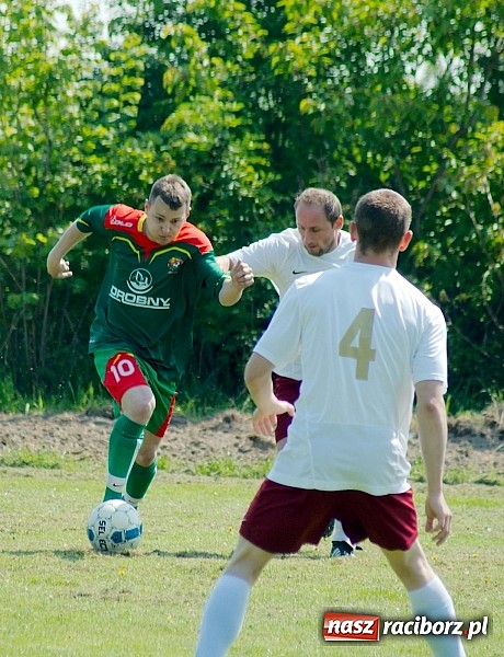 Zdjęcie w galerii na portalu naszraciborz.pl: Dawid Kubica katem Wojnowic wiadomości z regionu