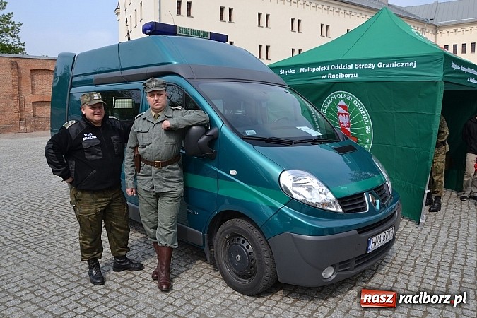 Zdjęcie w galerii na portalu naszraciborz.pl: 10 lat Polski w UE. Piknik ze Strażą Graniczną na Zamku Piastowskim wiadomości z regionu