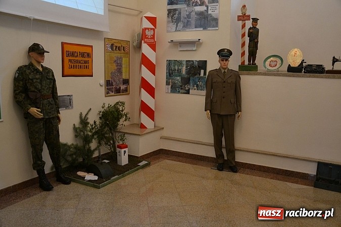 Zdjęcie w galerii na portalu naszraciborz.pl: 10 lat Polski w UE. Piknik ze Strażą Graniczną na Zamku Piastowskim wiadomości z regionu