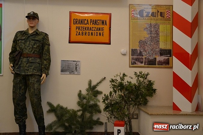 Zdjęcie w galerii na portalu naszraciborz.pl: 10 lat Polski w UE. Piknik ze Strażą Graniczną na Zamku Piastowskim wiadomości z regionu