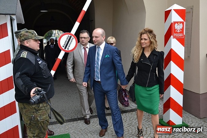 Zdjęcie w galerii na portalu naszraciborz.pl: 10 lat Polski w UE. Piknik ze Strażą Graniczną na Zamku Piastowskim wiadomości z regionu