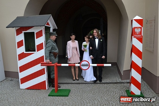 Zdjęcie w galerii na portalu naszraciborz.pl: 10 lat Polski w UE. Piknik ze Strażą Graniczną na Zamku Piastowskim wiadomości z regionu