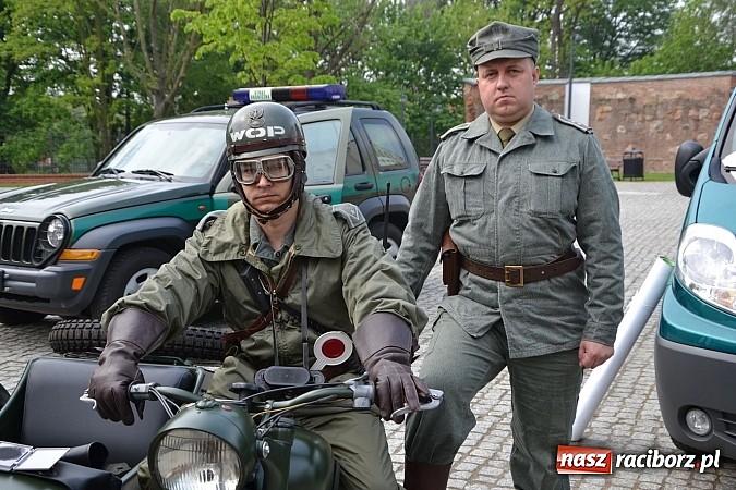 Zdjęcie w galerii na portalu naszraciborz.pl: 10 lat Polski w UE. Piknik ze Strażą Graniczną na Zamku Piastowskim wiadomości z regionu