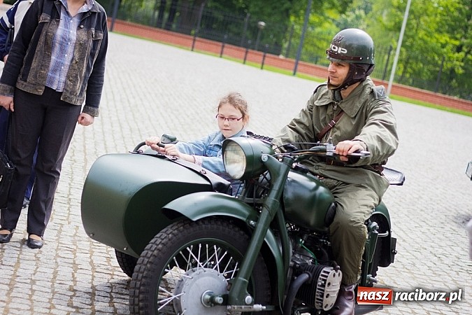 Zdjęcie w galerii na portalu naszraciborz.pl: 10 lat Polski w UE. Piknik ze Strażą Graniczną na Zamku Piastowskim wiadomości z regionu