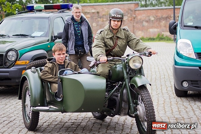 Zdjęcie w galerii na portalu naszraciborz.pl: 10 lat Polski w UE. Piknik ze Strażą Graniczną na Zamku Piastowskim wiadomości z regionu