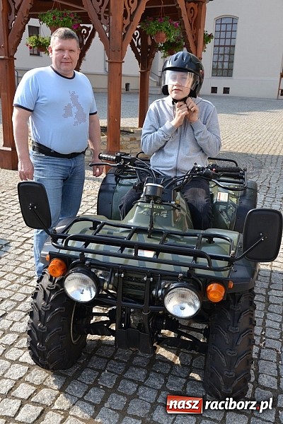 Zdjęcie w galerii na portalu naszraciborz.pl: 10 lat Polski w UE. Piknik ze Strażą Graniczną na Zamku Piastowskim wiadomości z regionu