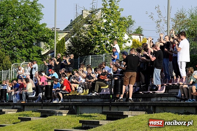 Zdjęcie w galerii na portalu naszraciborz.pl: Rudy uratowały punkt w ostatniej minucie wiadomości z regionu