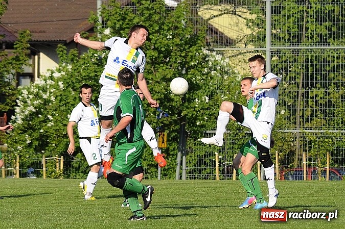 Zdjęcie w galerii na portalu naszraciborz.pl: Rudy uratowały punkt w ostatniej minucie wiadomości z regionu