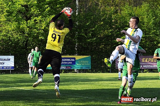 Zdjęcie w galerii na portalu naszraciborz.pl: Rudy uratowały punkt w ostatniej minucie wiadomości z regionu