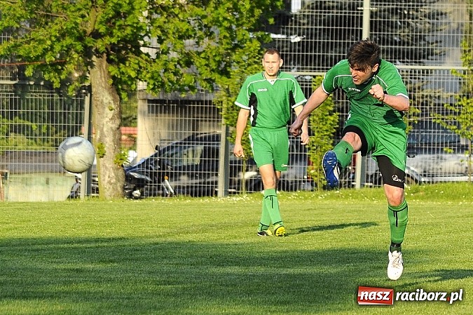 Zdjęcie w galerii na portalu naszraciborz.pl: Rudy uratowały punkt w ostatniej minucie wiadomości z regionu