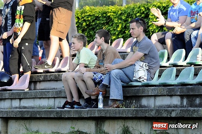 Zdjęcie w galerii na portalu naszraciborz.pl: Rudy uratowały punkt w ostatniej minucie wiadomości z regionu