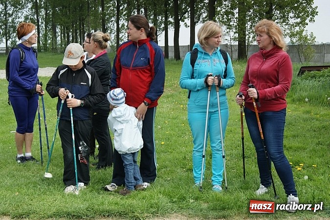 Zdjęcie w galerii na portalu naszraciborz.pl: Nordic walking na szlakach pogranicza wiadomości z regionu