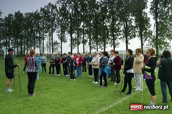 Zdjęcie w galerii na portalu naszraciborz.pl: Nordic walking na szlakach pogranicza wiadomości z regionu