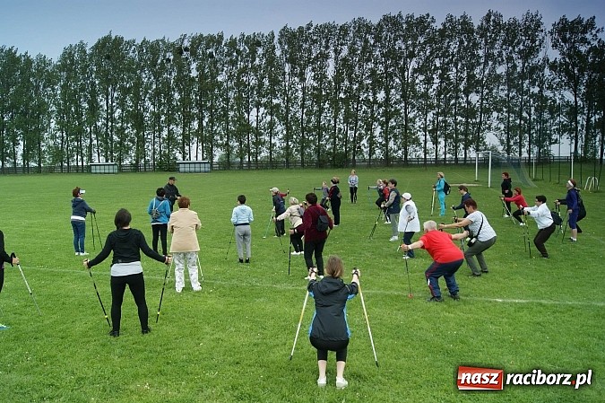Zdjęcie w galerii na portalu naszraciborz.pl: Nordic walking na szlakach pogranicza wiadomości z regionu