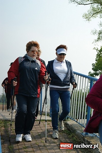 Zdjęcie w galerii na portalu naszraciborz.pl: Nordic walking na szlakach pogranicza wiadomości z regionu