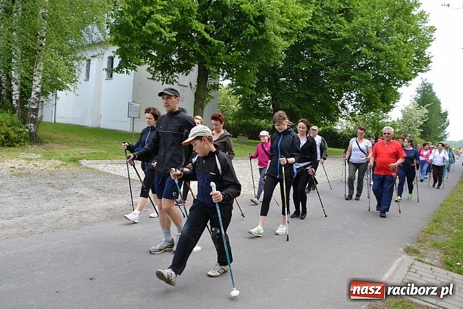 Zdjęcie w galerii na portalu naszraciborz.pl: Nordic walking na szlakach pogranicza wiadomości z regionu