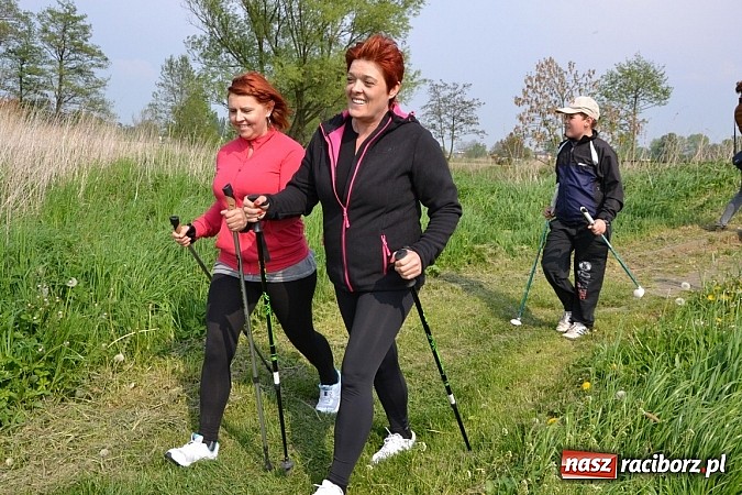 Zdjęcie w galerii na portalu naszraciborz.pl: Nordic walking na szlakach pogranicza wiadomości z regionu