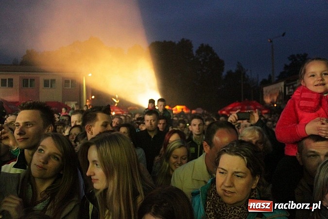 Zdjęcie w galerii na portalu naszraciborz.pl: Weekend na finał drugiego dnia majówki w Nędzy!  wiadomości z regionu