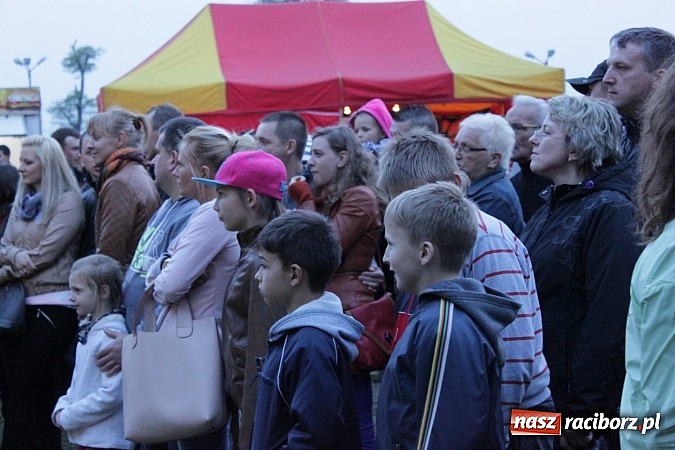 Zdjęcie w galerii na portalu naszraciborz.pl: Weekend na finał drugiego dnia majówki w Nędzy!  wiadomości z regionu