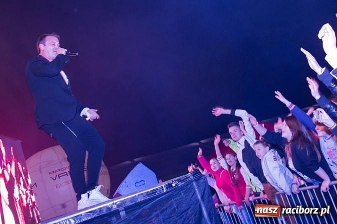 Zdjęcie w galerii na portalu naszraciborz.pl: Disco polo gromadzi tłumy - Weekend w Nędzy wiadomości z regionu