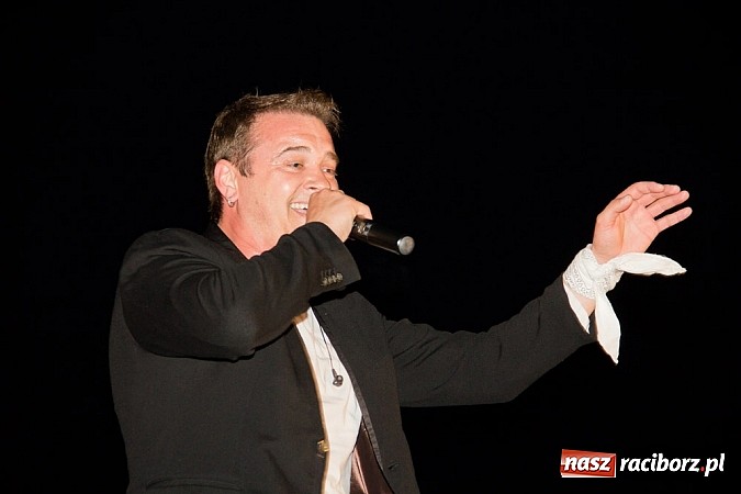 Zdjęcie w galerii na portalu naszraciborz.pl: Disco polo gromadzi tłumy - Weekend w Nędzy wiadomości z regionu
