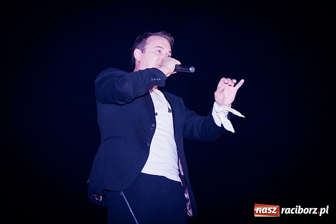 Zdjęcie w galerii na portalu naszraciborz.pl: Disco polo gromadzi tłumy - Weekend w Nędzy wiadomości z regionu