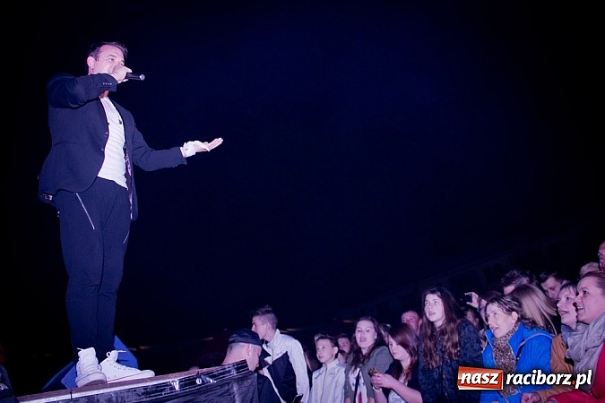 Zdjęcie w galerii na portalu naszraciborz.pl: Disco polo gromadzi tłumy - Weekend w Nędzy wiadomości z regionu