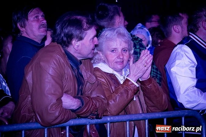 Zdjęcie w galerii na portalu naszraciborz.pl: Disco polo gromadzi tłumy - Weekend w Nędzy wiadomości z regionu