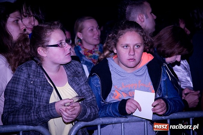 Zdjęcie w galerii na portalu naszraciborz.pl: Disco polo gromadzi tłumy - Weekend w Nędzy wiadomości z regionu