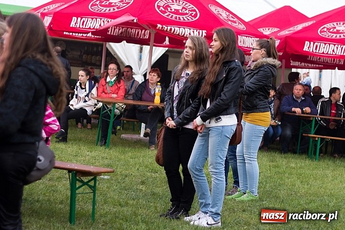 Zdjęcie w galerii na portalu naszraciborz.pl: Disco polo gromadzi tłumy - Weekend w Nędzy wiadomości z regionu