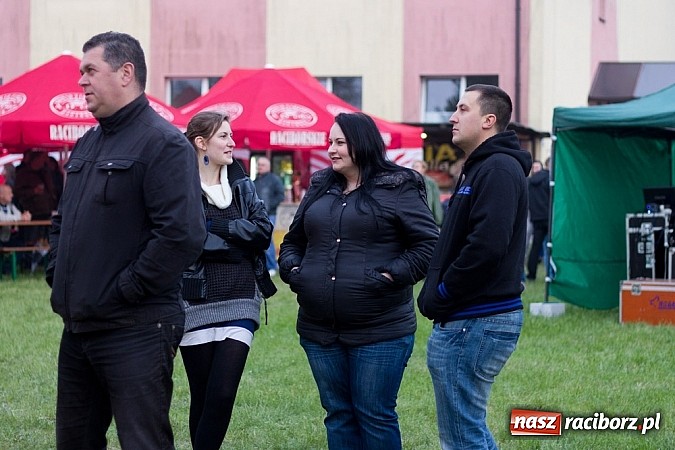 Zdjęcie w galerii na portalu naszraciborz.pl: Disco polo gromadzi tłumy - Weekend w Nędzy wiadomości z regionu