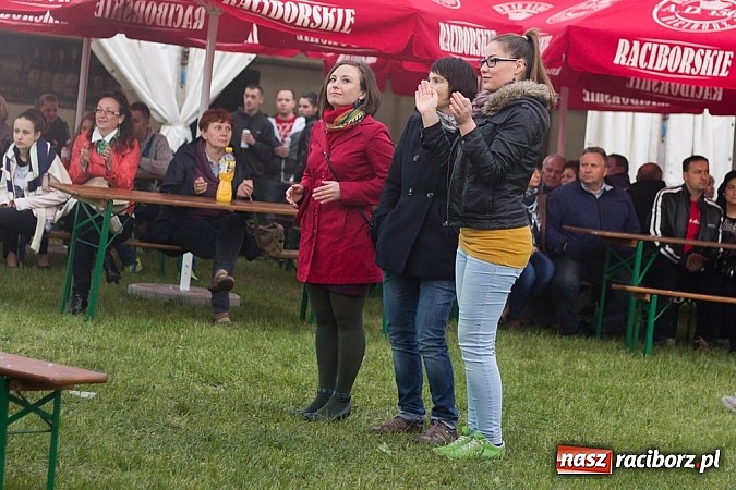 Zdjęcie w galerii na portalu naszraciborz.pl: Disco polo gromadzi tłumy - Weekend w Nędzy wiadomości z regionu