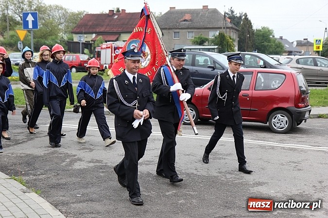 Zdjęcie w galerii na portalu naszraciborz.pl: Ochotnicy z Rzuchowa mają nowy wóz! wiadomości z regionu