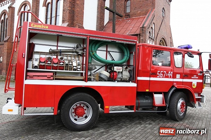 Zdjęcie w galerii na portalu naszraciborz.pl: Ochotnicy z Rzuchowa mają nowy wóz! wiadomości z regionu