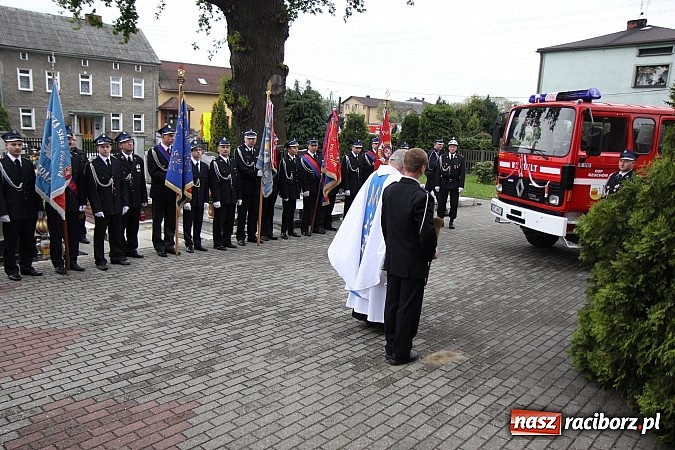 Zdjęcie w galerii na portalu naszraciborz.pl: Ochotnicy z Rzuchowa mają nowy wóz! wiadomości z regionu