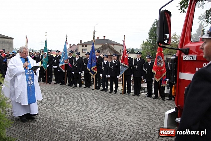 Zdjęcie w galerii na portalu naszraciborz.pl: Ochotnicy z Rzuchowa mają nowy wóz! wiadomości z regionu