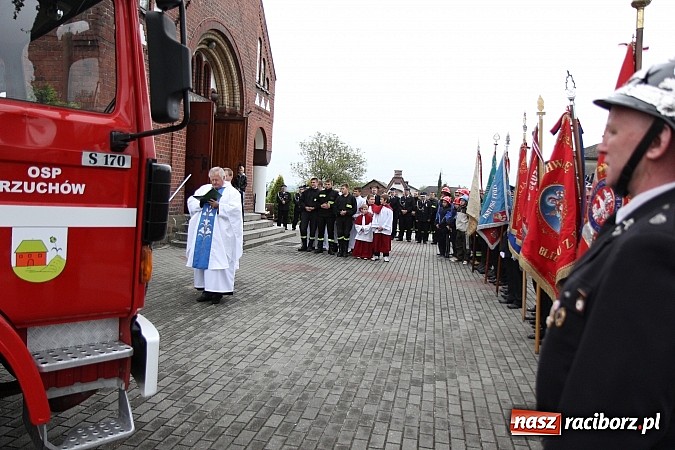 Zdjęcie w galerii na portalu naszraciborz.pl: Ochotnicy z Rzuchowa mają nowy wóz! wiadomości z regionu