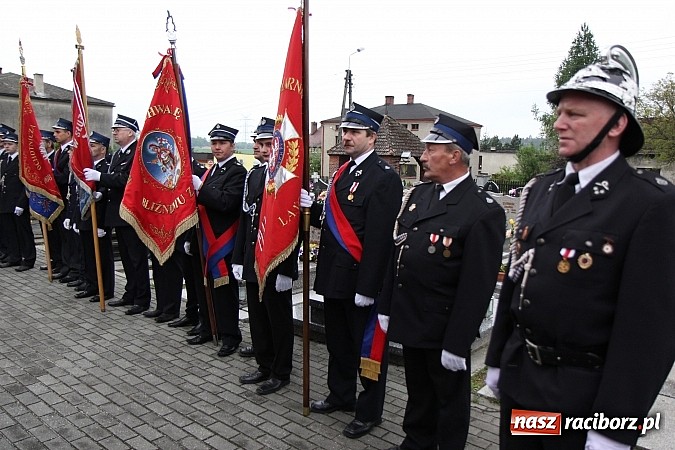 Zdjęcie w galerii na portalu naszraciborz.pl: Ochotnicy z Rzuchowa mają nowy wóz! wiadomości z regionu