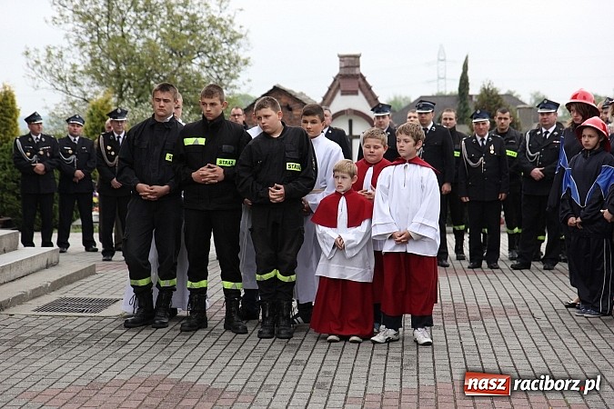 Zdjęcie w galerii na portalu naszraciborz.pl: Ochotnicy z Rzuchowa mają nowy wóz! wiadomości z regionu
