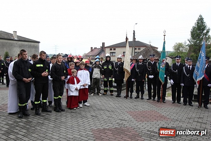 Zdjęcie w galerii na portalu naszraciborz.pl: Ochotnicy z Rzuchowa mają nowy wóz! wiadomości z regionu