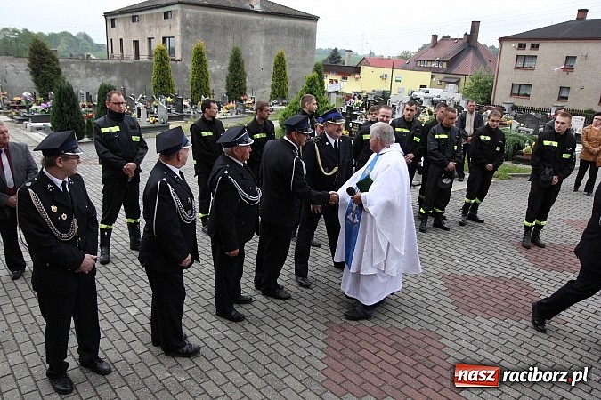 Zdjęcie w galerii na portalu naszraciborz.pl: Ochotnicy z Rzuchowa mają nowy wóz! wiadomości z regionu