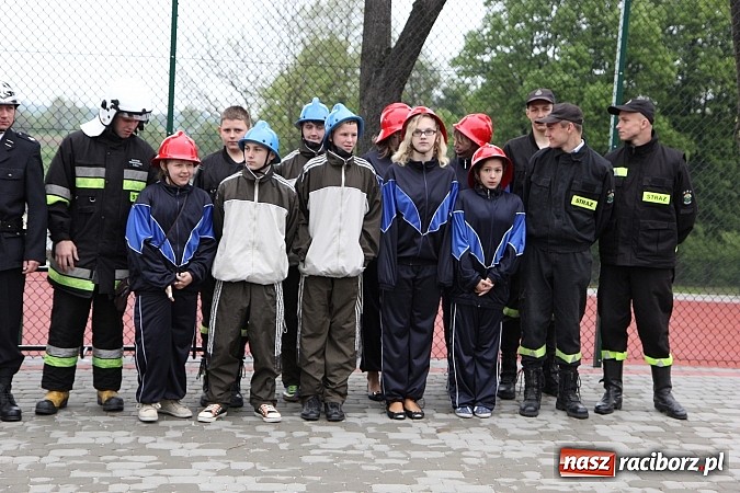 Zdjęcie w galerii na portalu naszraciborz.pl: Ochotnicy z Rzuchowa mają nowy wóz! wiadomości z regionu