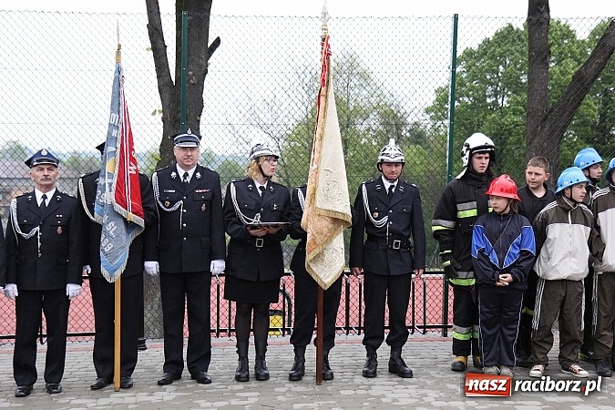 Zdjęcie w galerii na portalu naszraciborz.pl: Ochotnicy z Rzuchowa mają nowy wóz! wiadomości z regionu