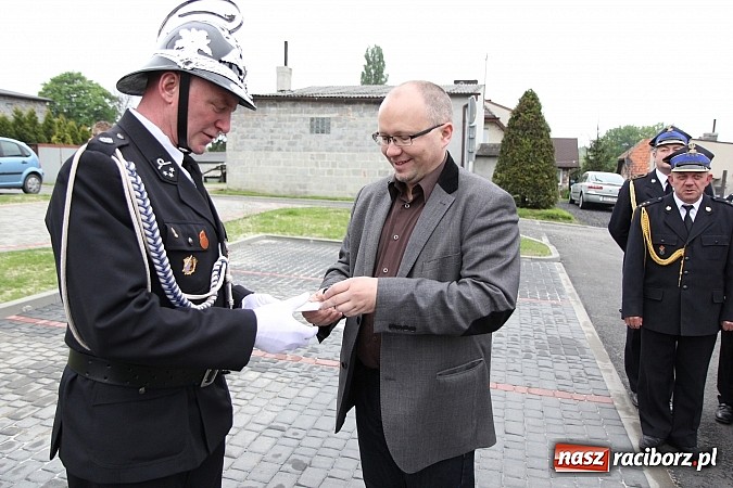 Zdjęcie w galerii na portalu naszraciborz.pl: Ochotnicy z Rzuchowa mają nowy wóz! wiadomości z regionu
